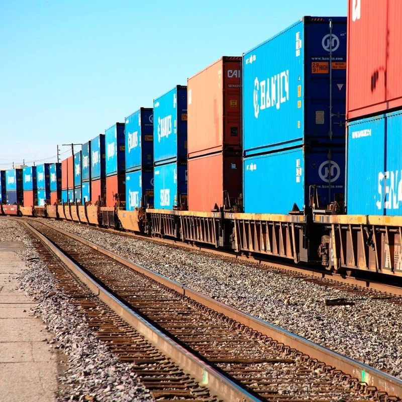 Pengiriman Kereta Jalur Kereta Api Dari China Ke Eropa Rute Ekspres FCL Atau LCL International Rail Freight