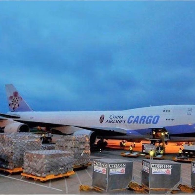 UPS Door To Door Air Freight Pengiriman Pengiriman Penerbangan Dari Shanghai Ke Malaysia