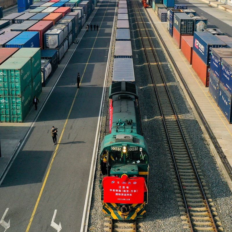 Iso 9001 Lcl Railway Freight Forwarder Services Pengiriman Logistik China Yiwu Ke Spanyol